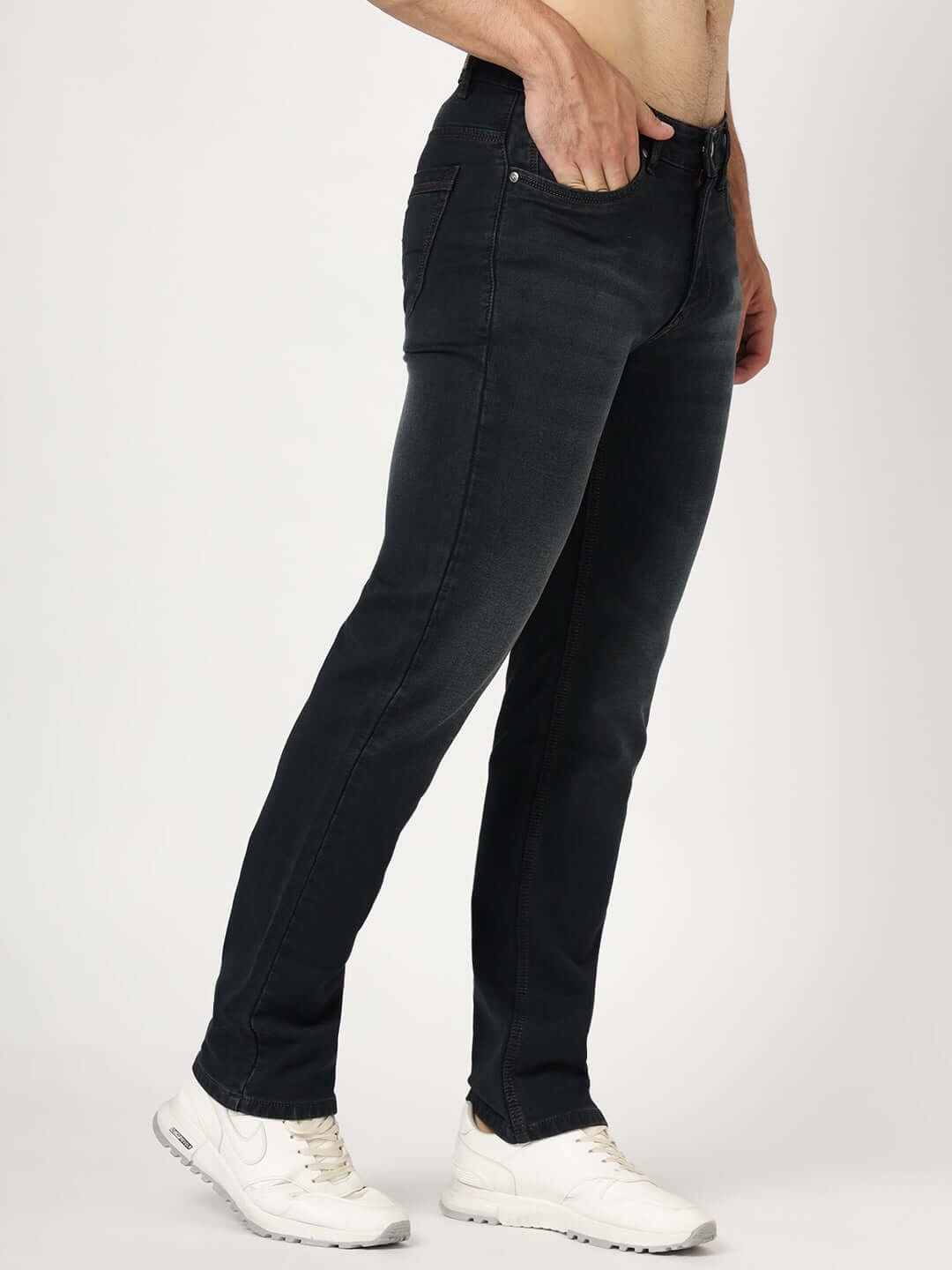 Premium Men'S Black Mid Wash Relaxed Fit Jeans